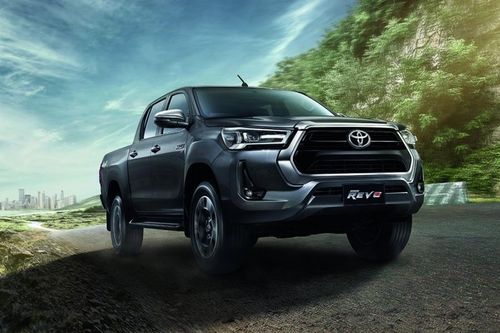 Toyota Hilux 2021 ra mắt: Sở hữu ngoại hình mới với động cơ được nâng cấp