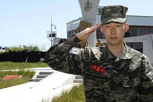 Son Heung Min kể chuyện bị 'cô lập' khi nhập ngũ