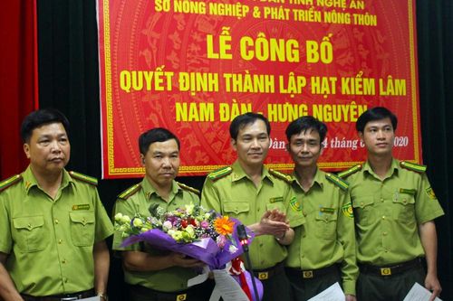 Công bố Quyết định thành lập Hạt Kiểm lâm Nam Đàn - Hưng Nguyên