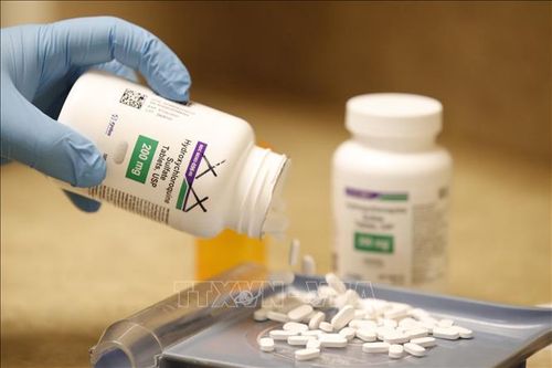 WHO: Tiếp tục thử nghiệm thuốc hydroxychloroquine trong điều trị bệnh nhân COVID-19