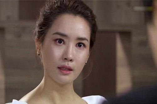 Giận chồng bỏ về bố mẹ đẻ, ngờ đâu chồng cưới ngay bồ nhí luôn hôm sau