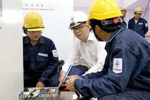 Đảm bảo an toàn điện mùa mưa
