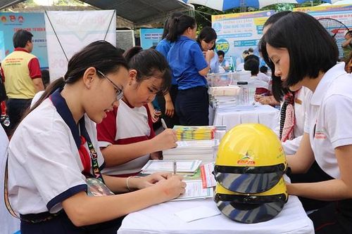 Học sinh tốt nghiệp THCS có thể học lên cao đẳng