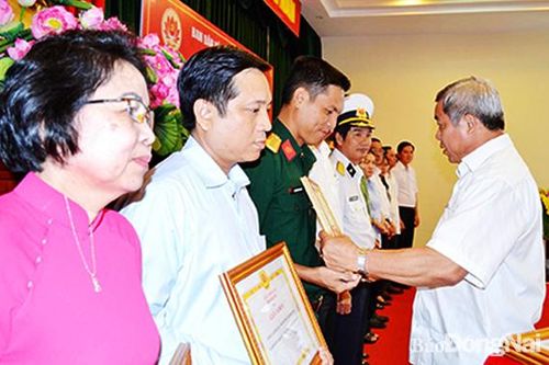 Tạo đồng thuận xã hội nhờ thực hiện tốt quy chế dân chủ