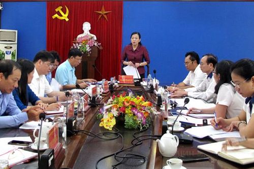 Tập trung thực hiện tốt nhiệm vụ chính trị