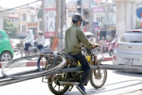 Xe máy cũ nát tung hoành - Bao giờ xử lý dứt điểm ?
