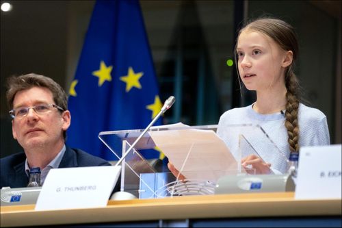 Lời 'hỗn hào' của Greta Thunberg hay tuyên ngôn môi trường với lớp trẻ