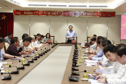 Hà Nội: Lấy ý kiến văn nghệ sĩ, trí thức, chức sắc tôn giáo góp ý vào Dự thảo Văn kiện Đại hội lần thứ XVII Đảng bộ thành phố