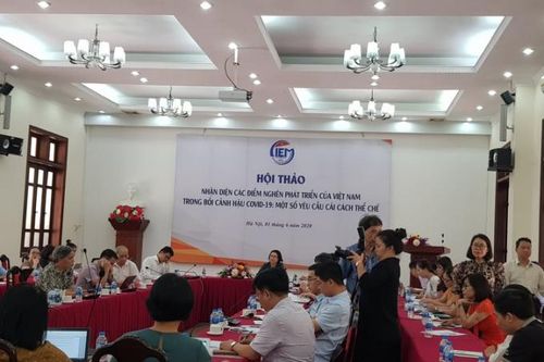 3 điểm nghẽn lớn đối với phát triển kinh tế 'hậu Covid-19'