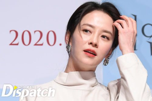 Song Ji Hyo độc thân hạnh phúc ở tuổi 40