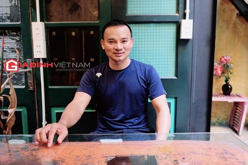Bỏ công việc lương 50 triệu đồng/tháng để mở quán cà phê đổi rác thải