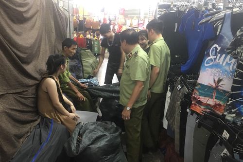 Thu gần 4.700 sản phẩm có dấu hiệu giả và nhái nhãn hiệu tại Ninh Hiệp