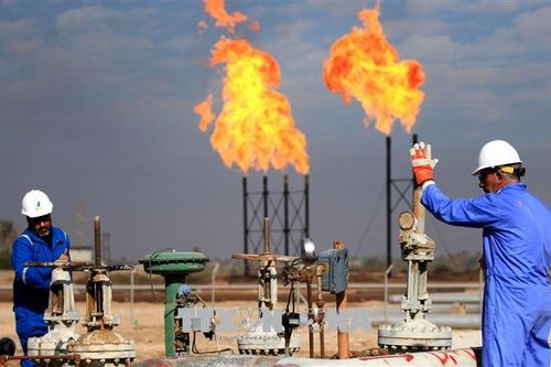 Giá dầu châu Á tăng trước thềm cuộc họp OPEC+