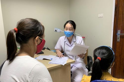 Hàng trăm bé gái dậy thì khi mới 3-4 tuổi không rõ nguyên nhân