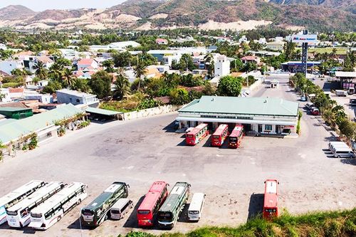 Sớm đầu tư hoàn thiện các bến xe