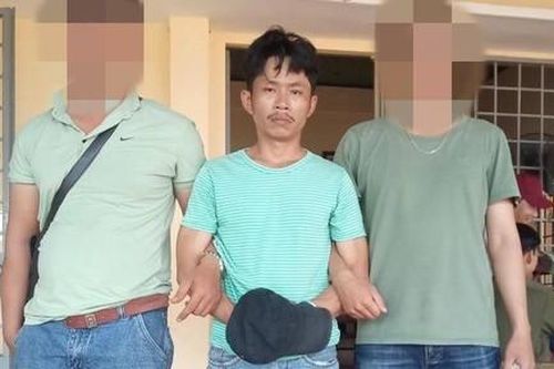 Tự chế bình xịt hơi cay để cướp tài sản các nhân viên giao hàng