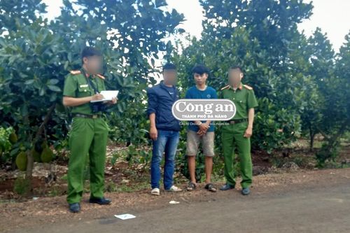 Trai bản tự chế 'hơi cay' để cướp tài sản của shiper