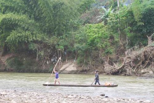 Nghệ An: Đi câu cá ở bờ sông Lam, 2 học sinh tiểu học đuối nước thương tâm