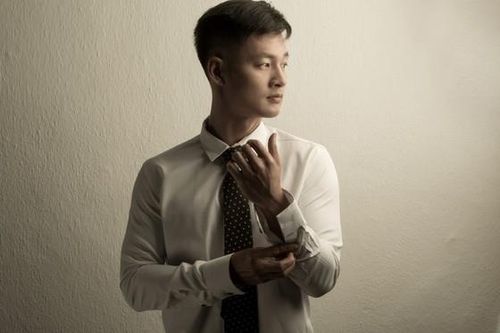 Đức Tuấn tung MV 'Ta sẽ hồi sinh' sau Covid-19