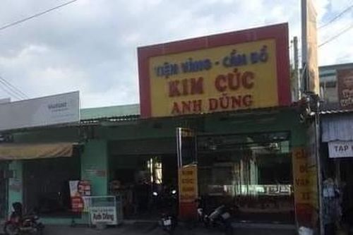 Tên trộm dỡ mái tôn đột nhập lấy cắp gần 50 lượng vàng
