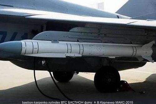 Su-57 được trang bị bom lượn thế hệ mới 'ăn đứt' F-35 với JDAM của Mỹ?