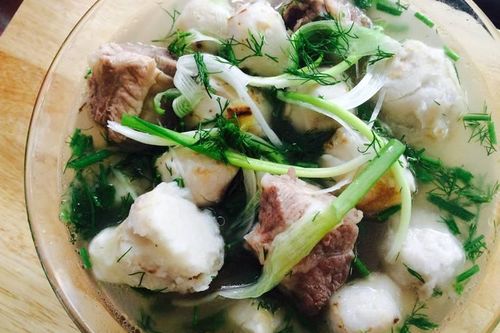 Thời tiết hanh hao, làm ngay món canh khoai sọ nấu sườn chiêu đãi cả nhà