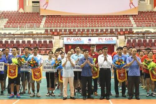Khai mạc Giải cầu lông các câu lạc bộ thành phố Ninh Bình năm 2020