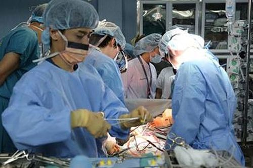 Điền tên Việt Nam trên bản đồ ghép phổi thế giới