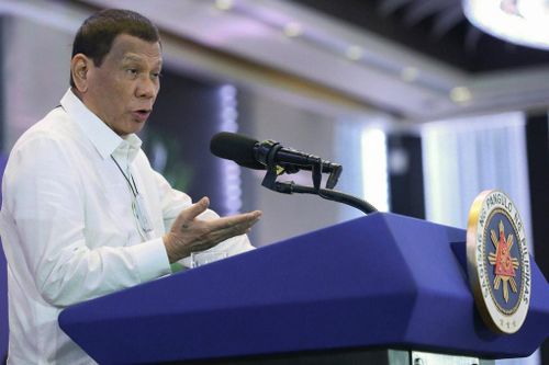 TT Duterte thay đổi tính toán với Bắc Kinh, giữ thỏa thuận với Mỹ