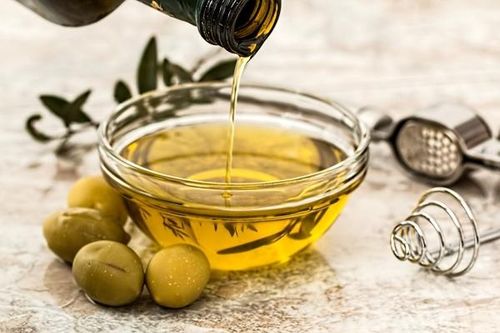 7 loại thảo dược trị rạn da tại nhà đơn giản mà hiệu quả