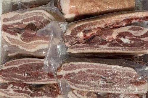 Cẩn trọng với 'thịt lợn siêu thị' trên mạng xã hội