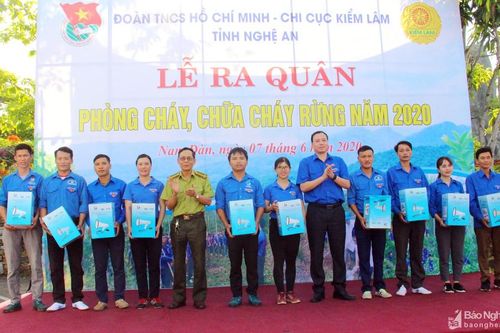 Nghệ An: 400 đoàn viên thanh niên ra quân phòng cháy, chữa cháy rừng năm 2020