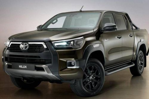 Cận cảnh Toyota Hilux 2021 vừa ra mắt tại Thái Lan