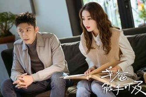 'Hạnh phúc trong tầm tay': Tình yêu của những người trưởng thành và gánh nặng cuộc sống