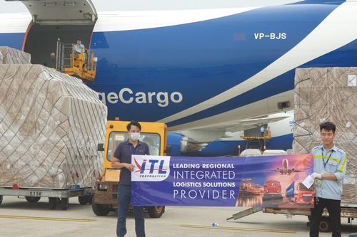 Việt Nam xuất khẩu 30 triệu khẩu trang y tế sang Bắc Mỹ