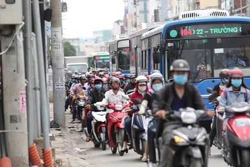 Hơn 50 triệu ô tô, xe máy cũ sẽ phải lắp thêm màng lọc khí thải?