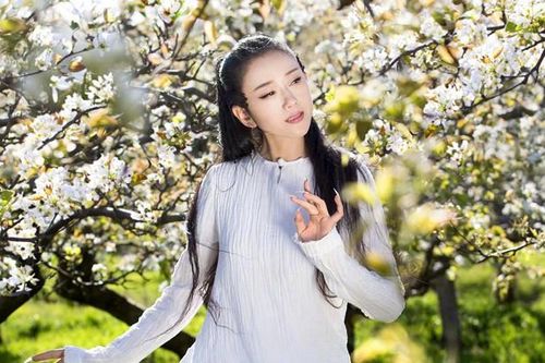 Mỹ nhân 'Anh hùng xạ điêu' bị chê bai miệt thị vì không kết hôn sinh con