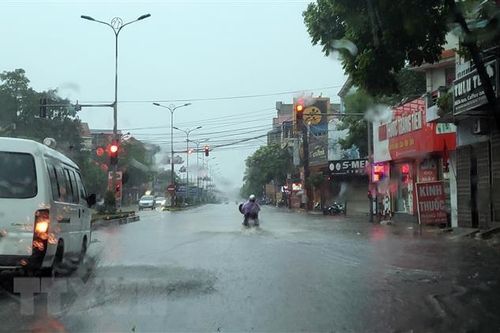 Chiều tối và đêm 8/6, nhiều khu vực trên cả nước có mưa, dông