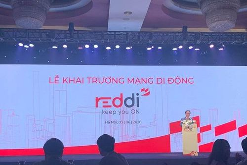 6 tháng nữa 'tân binh' Reddi chấp nhận cuộc chơi chuyển mạng giữ nguyên số