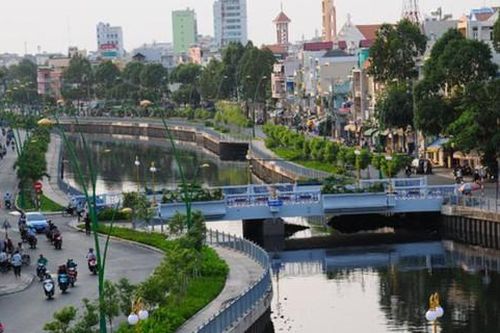 Đẩy nhanh thực hiện gói thầu Vệ sinh môi trường TP giai đoạn 2