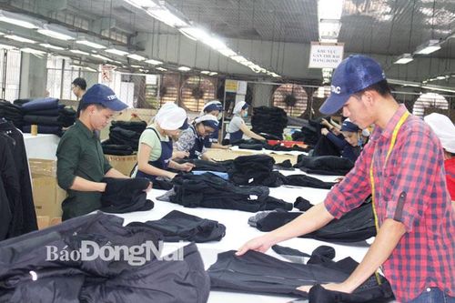 Bảo vệ doanh nghiệp nội trước làn sóng ngoại