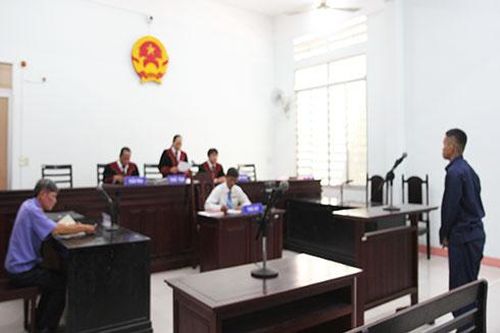 Trộm xe máy không thành