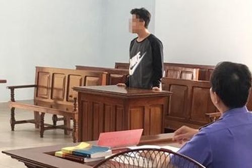 Giảm án cho nam thanh niên 'làm chuyện người lớn' với nữ sinh lớp 7