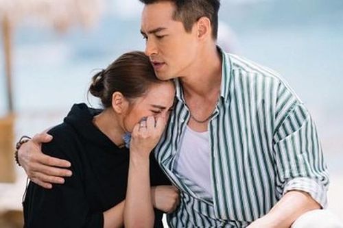 Đang đau khổ khi biết chồng bị bệnh nặng thì bạn thân của chồng lỡ lời một câu khiến tôi suy ngẫm và quyết tìm ra sự thật khủng khiếp phía sau