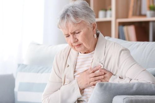 Tại sao tiêm phòng cúm mùa lại quan trọng đối với những người bệnh tim mạch?