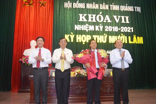 Quảng Trị có tân Chủ tịch và Phó Chủ tịch UBND tỉnh