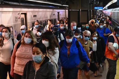 Thành phố New York mở cửa trở lại một phần