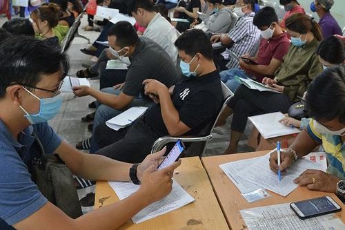 Hậu dịch Covid-19: Người hưởng trợ cấp thất nghiệp tăng cao