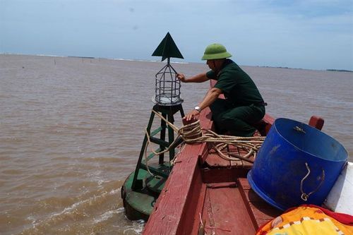 Cả gan trộm cắp thiết bị an toàn hàng hải