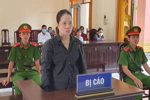 Đốt chết chồng hờ vì thường xuyên bị bạo hành